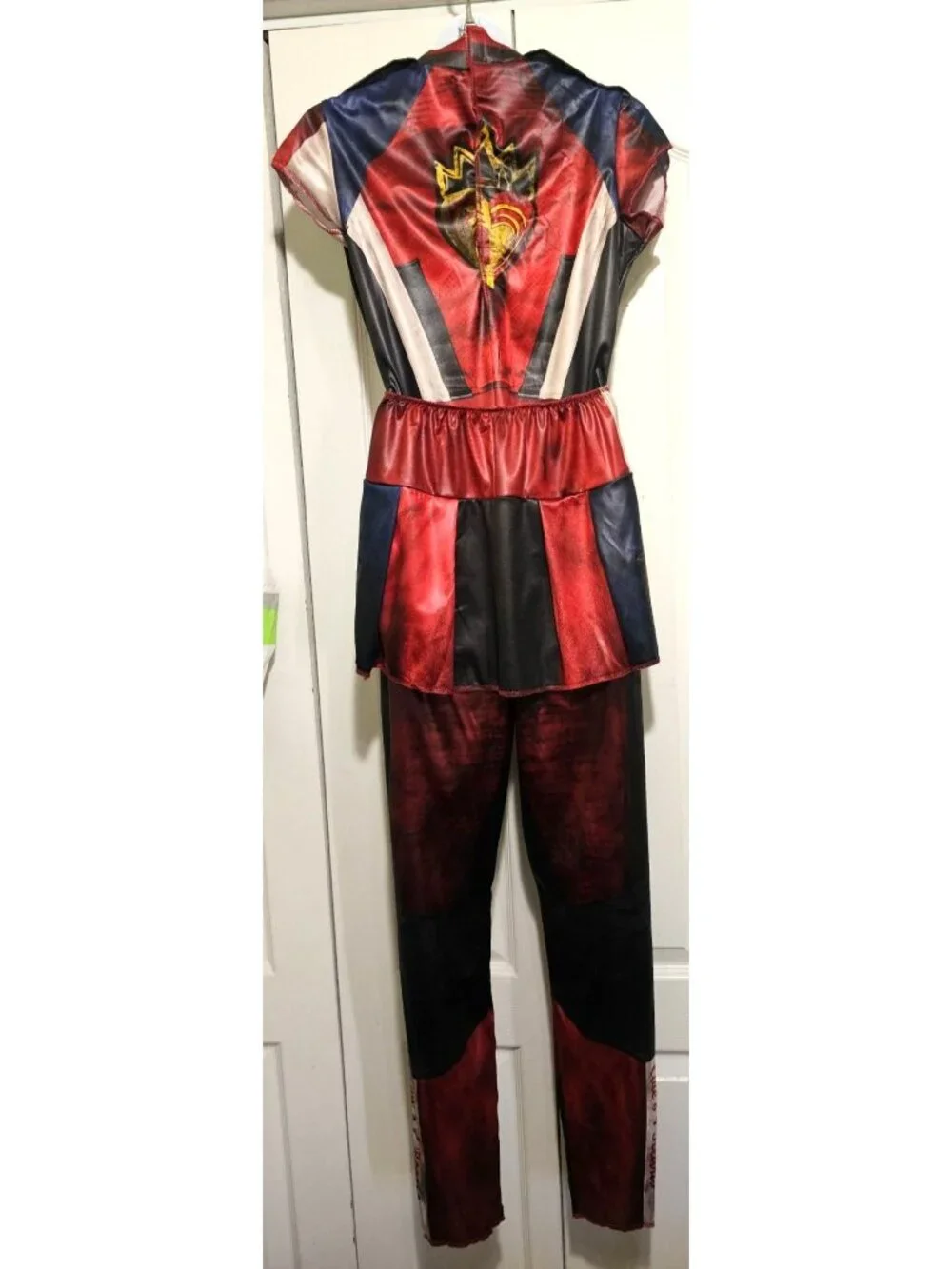 Descendants 3 Evie Costume Girls 7-8 Disney Halloween Snow White Punk Princess - Picture 6 of 7